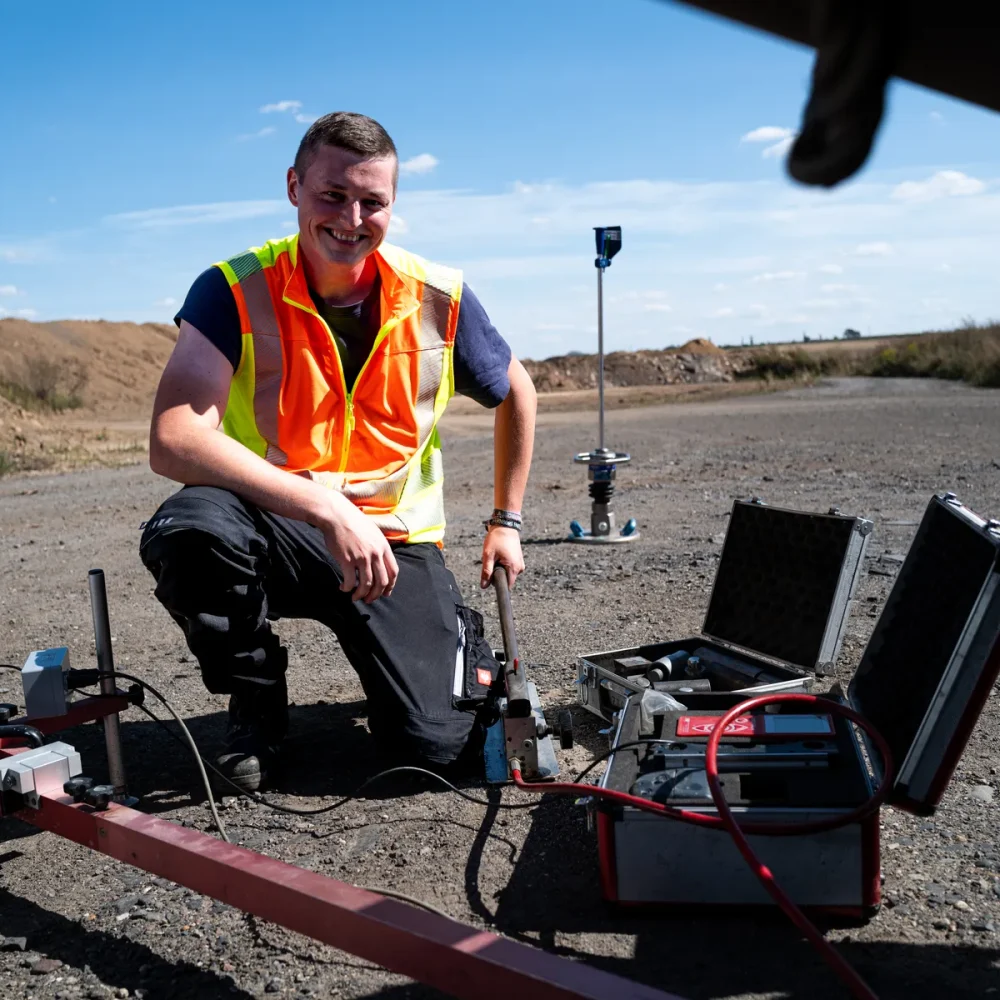 ush-l1007306 - stat. + dynamsicher plattendruckversuch